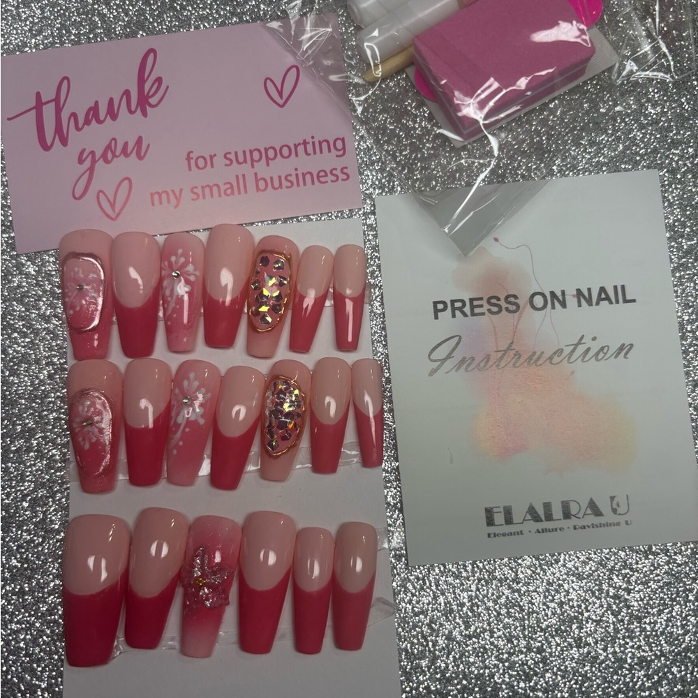 Pink Press On Nails Set